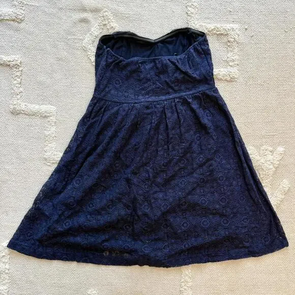 🖤 Pins and Needles Navy Lace Strapless Dress – Size M - Picture 7 of 7